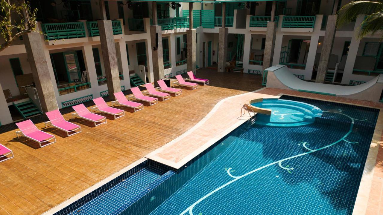 Hostel Nomads Ao Nang Exteriér fotografie
