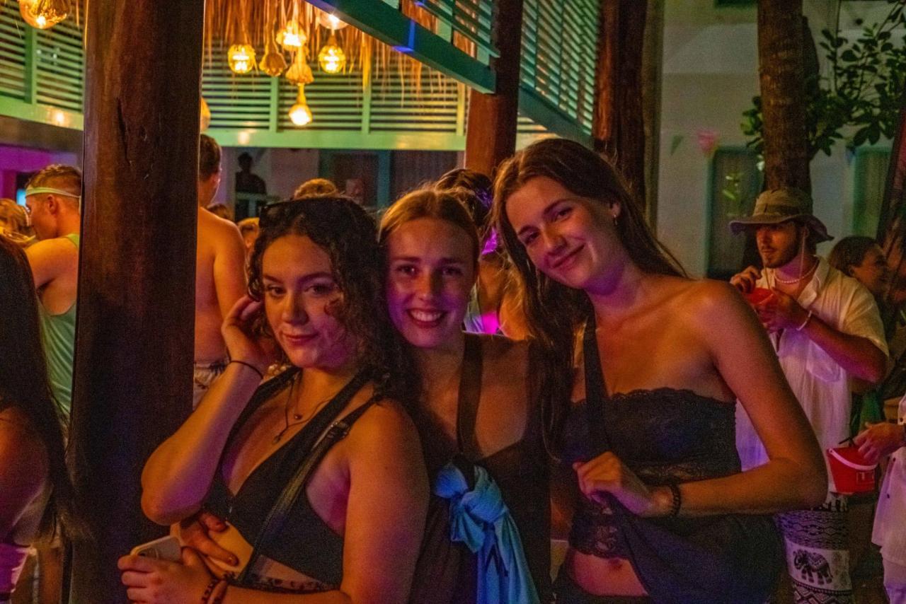 Hostel Nomads Ao Nang Exteriér fotografie